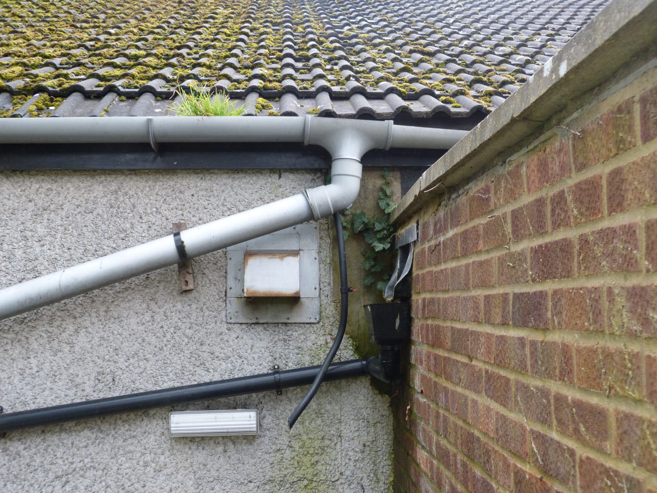 Leaking Gutter